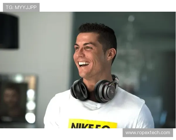 全球最耀眼的24位足球明星盘点与他们的传奇故事分享